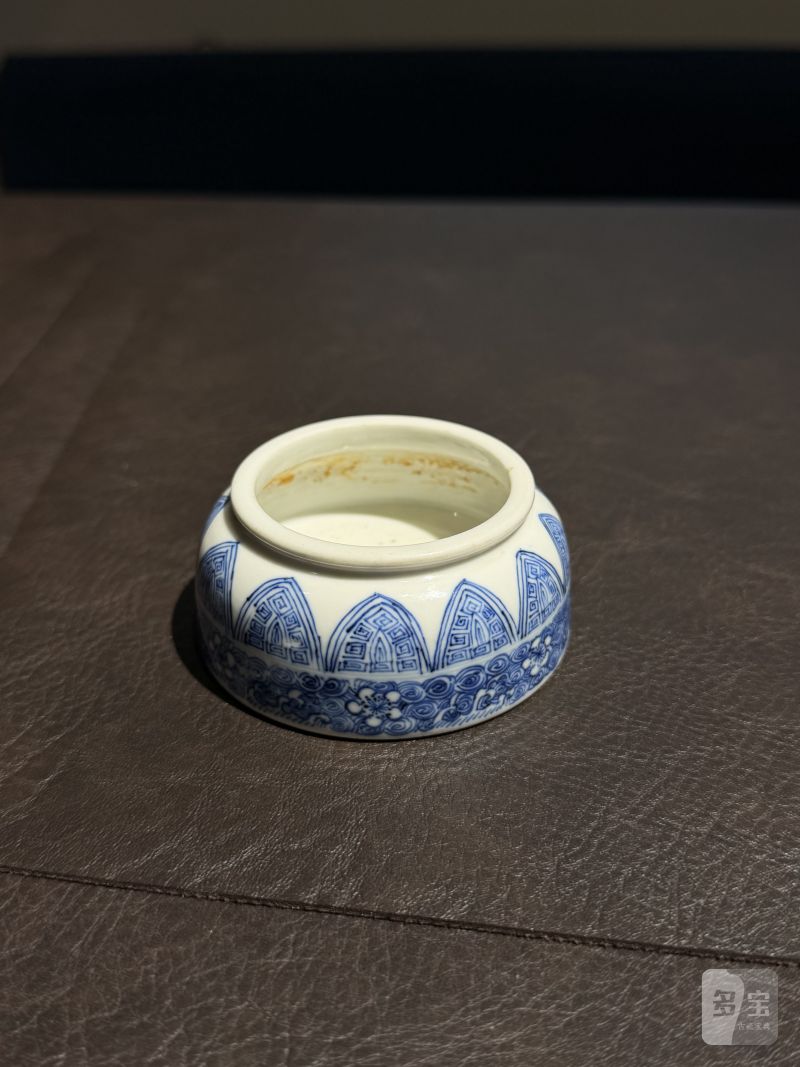 清康熙 青花蝉纹落花流水马蹄水丞 - 图3